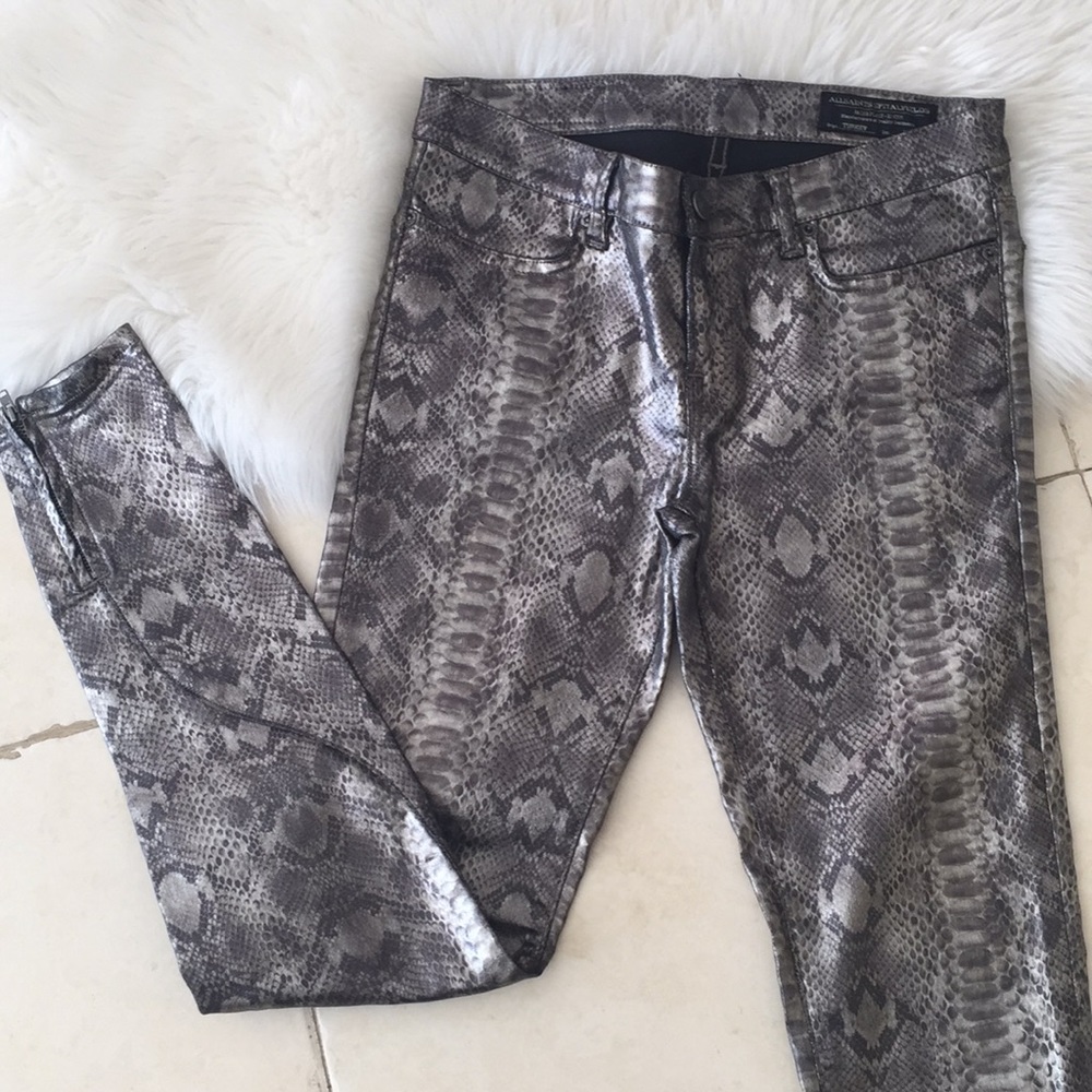 💫All Saints python print skinny jeans